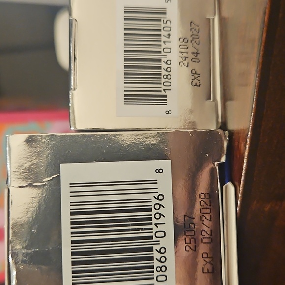 2 ITEMS ZO Skin Health Illuminating AOX Serum -1.7 fl  Oz with travel Size - Picture 4 of 4